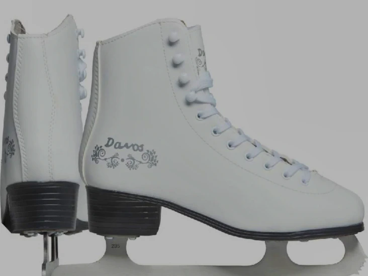 Skridskor storlek 39