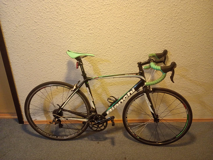 Landeveissykkel bianchi m/l 55 cm, shimano spd pedals