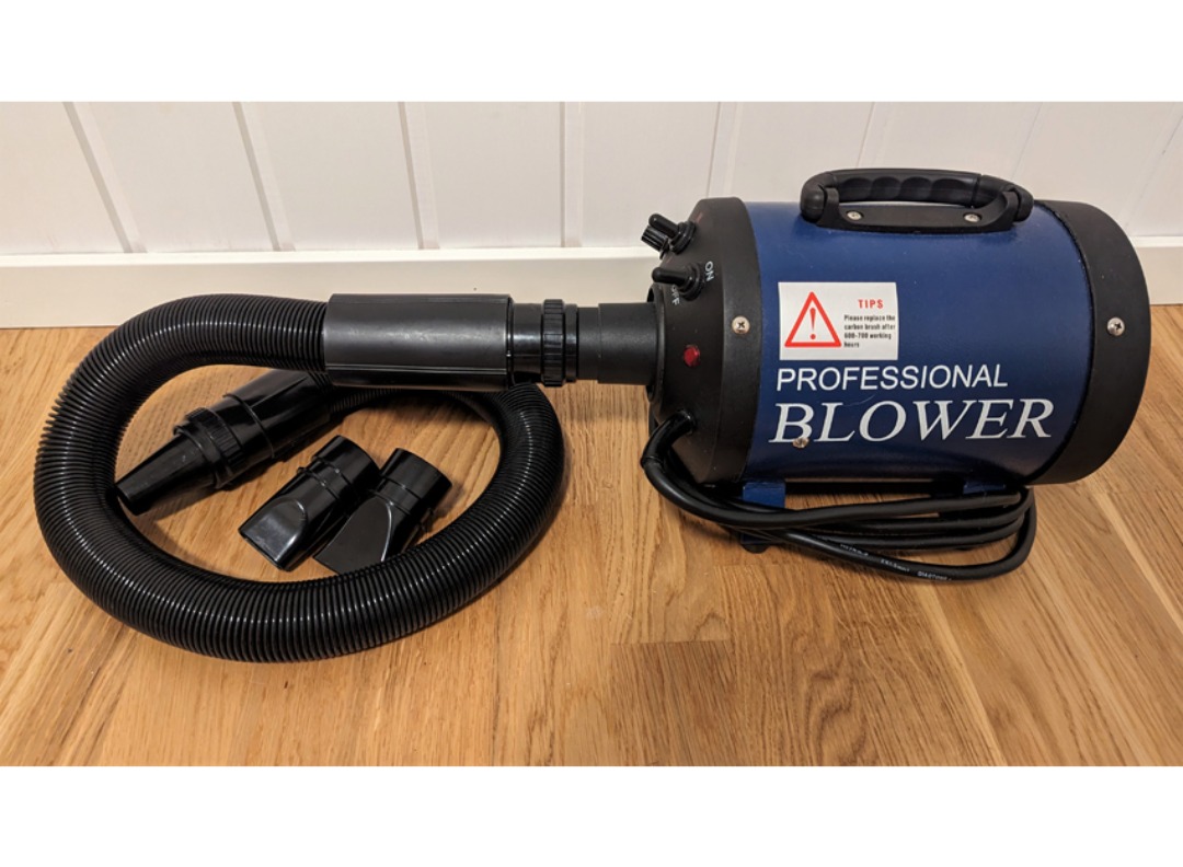 Kraftig hundeblåser med varme