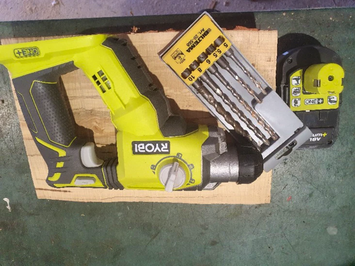 Borrhammare ryobi one+