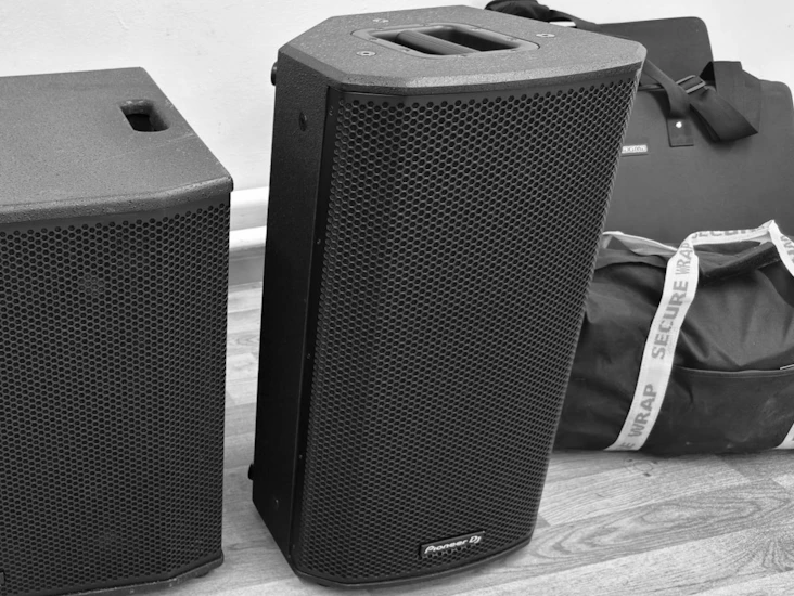 Hire pioneer dj xprs122 – 12” active pa speaker for djs, live sound & events
