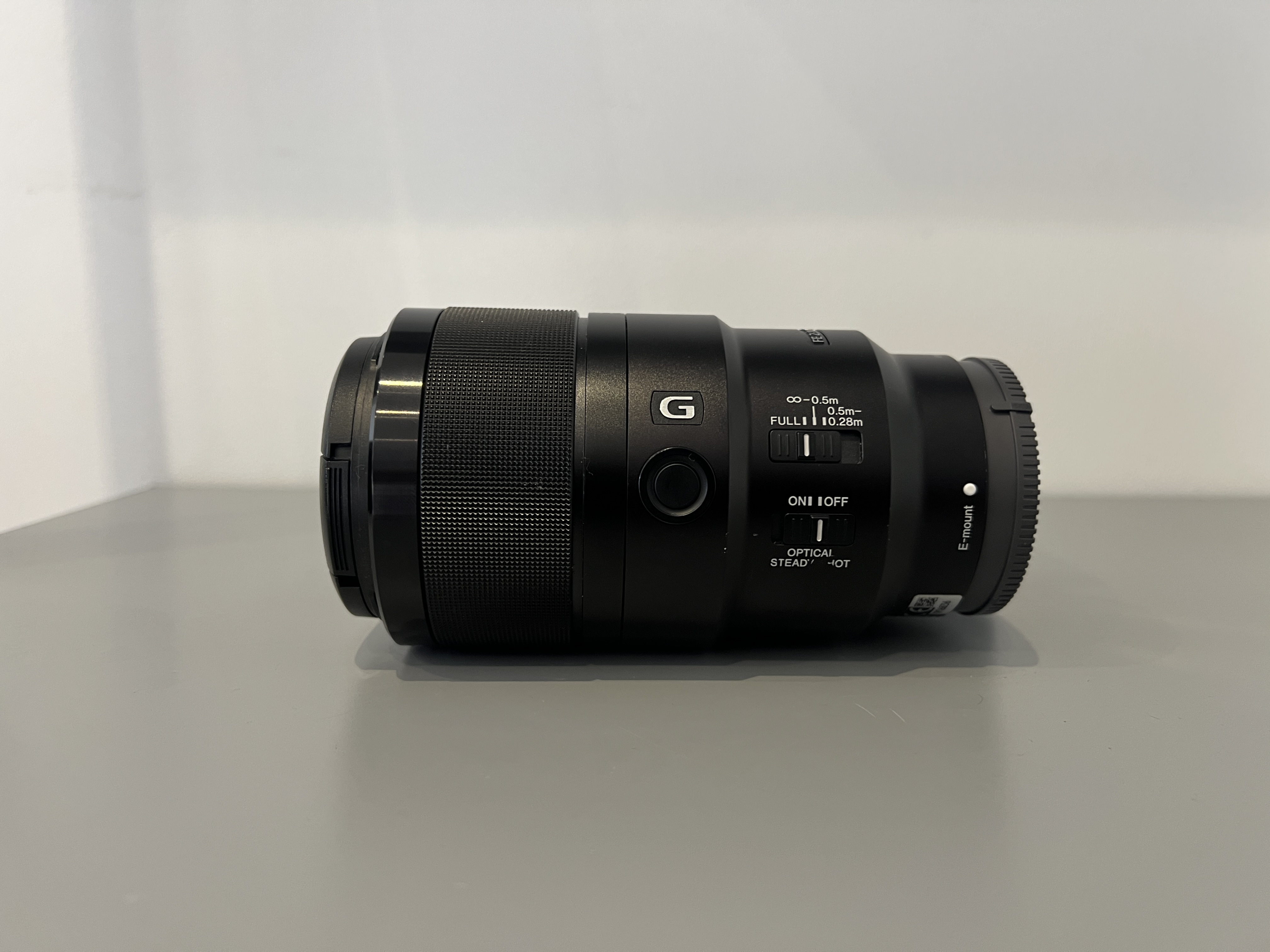 Sony sel90m28g fe 90mm f/2.8-22 macro g oss standard-prime lens for mirrorless