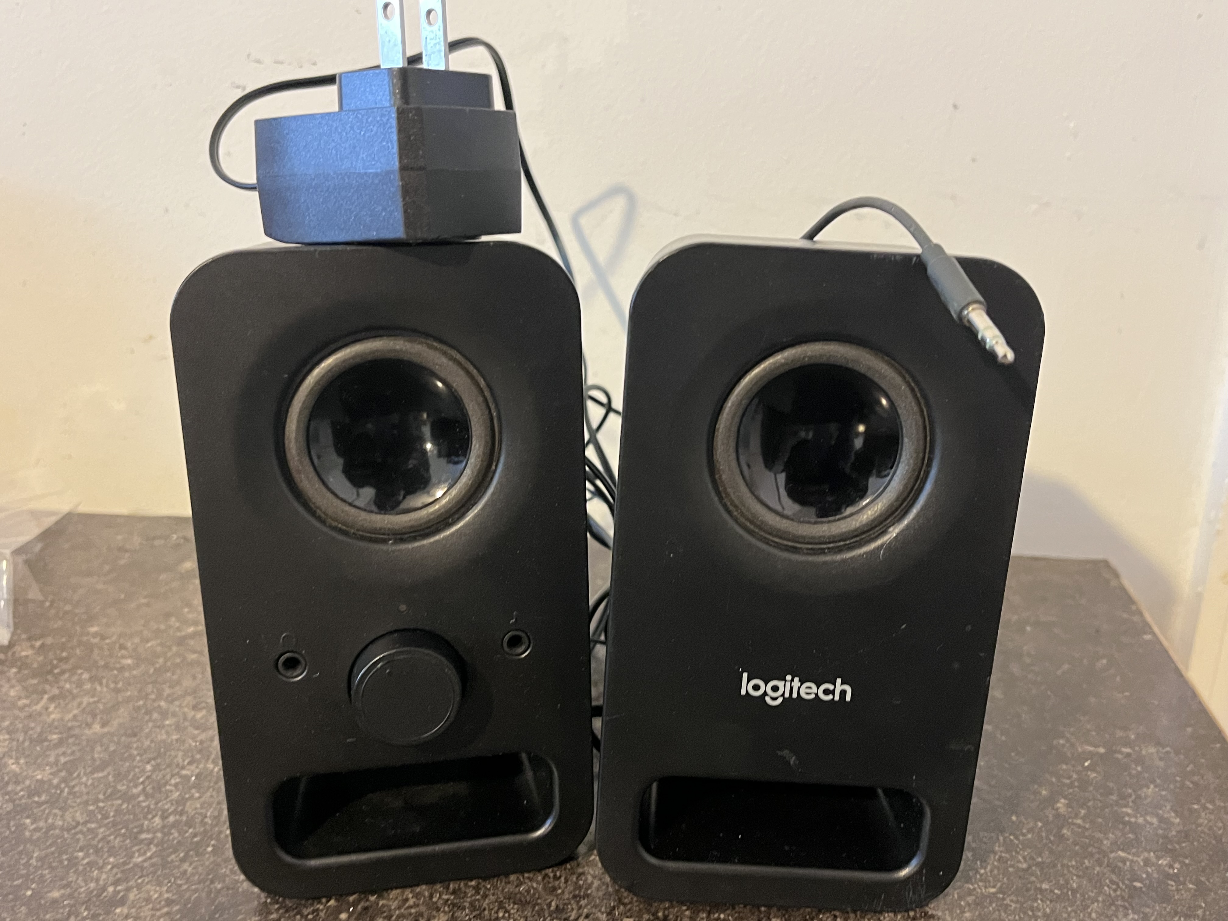 Logitech - z150 2.0 multimedia speakers