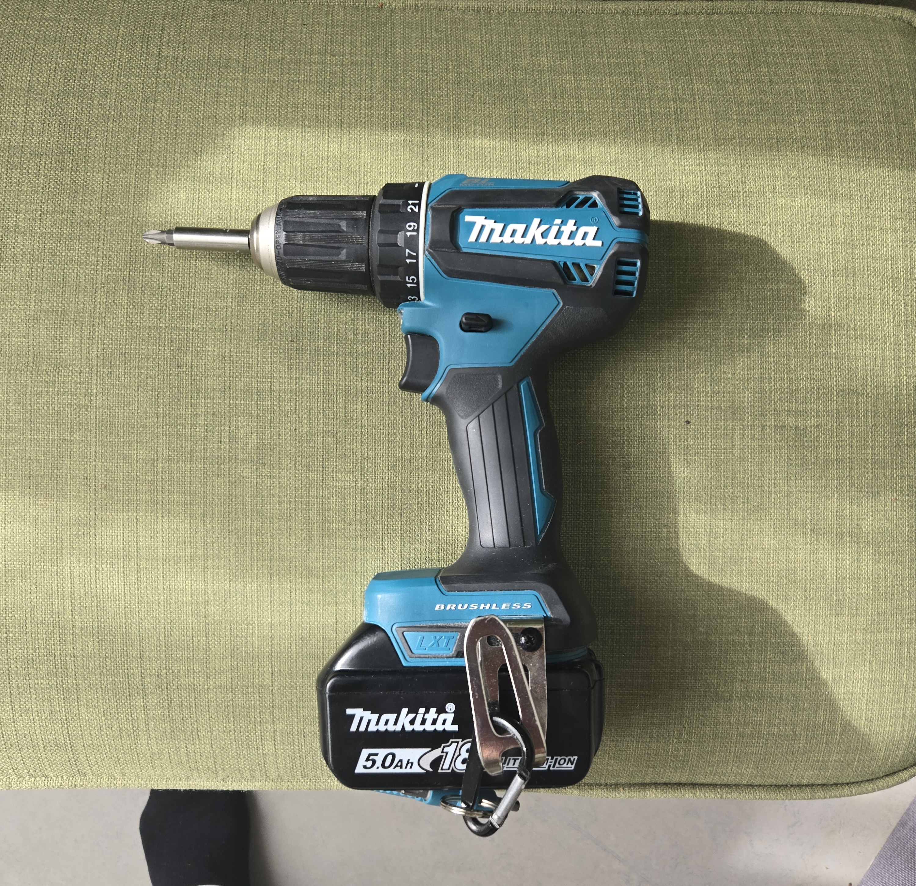 Makita borrskruvdragare 