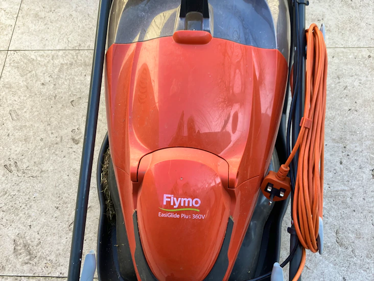 Flymo hover mower (easiglide plus 360v)