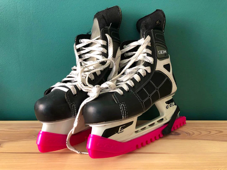 Skridskor ccm strl 42
