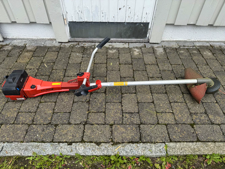 Jonsered rs44 kraftig ryddesag med klinge og wire