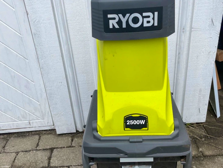 Kompostkvarn/flismaskin