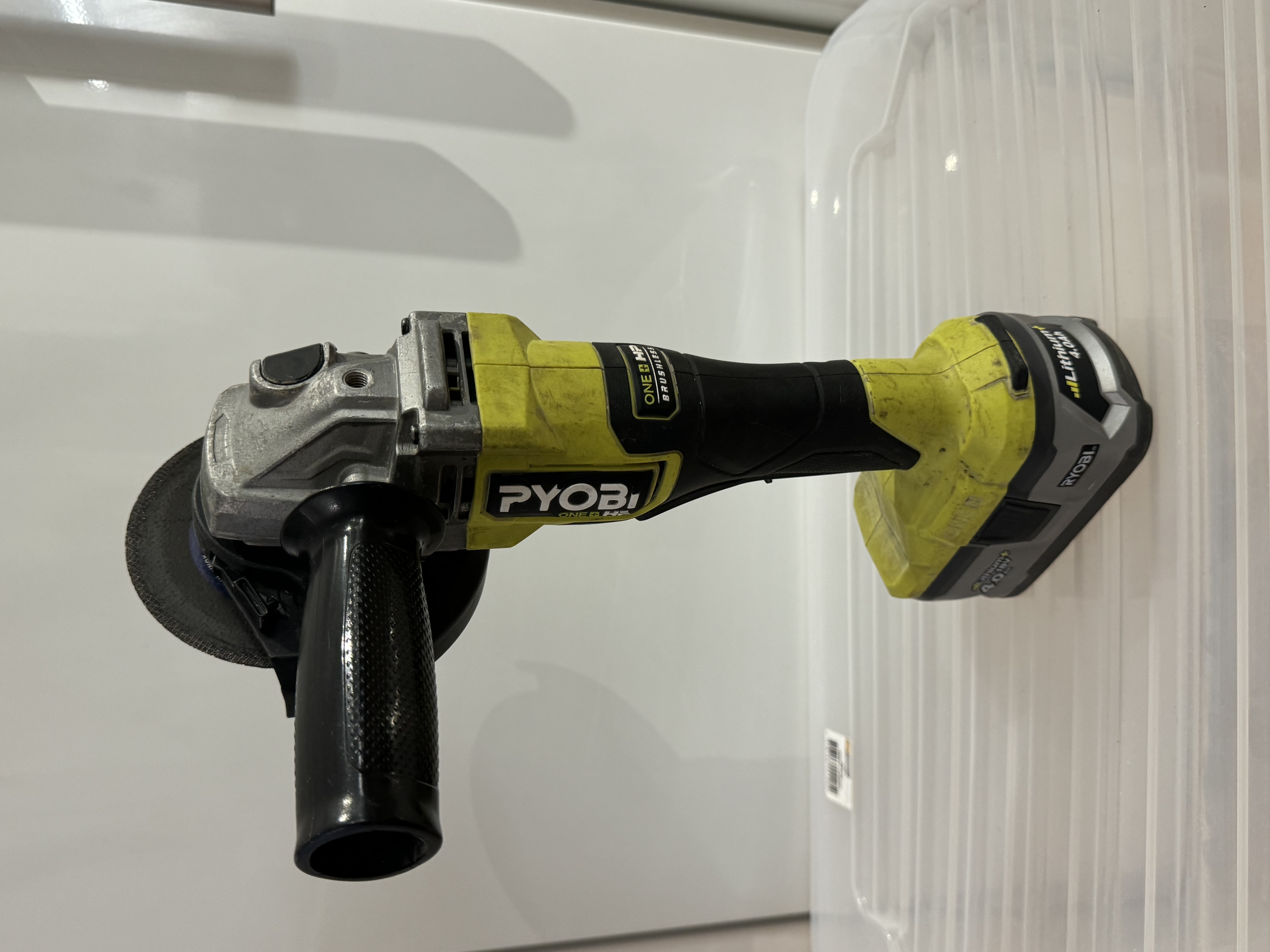 Batteridriven vinkelslip ryobi