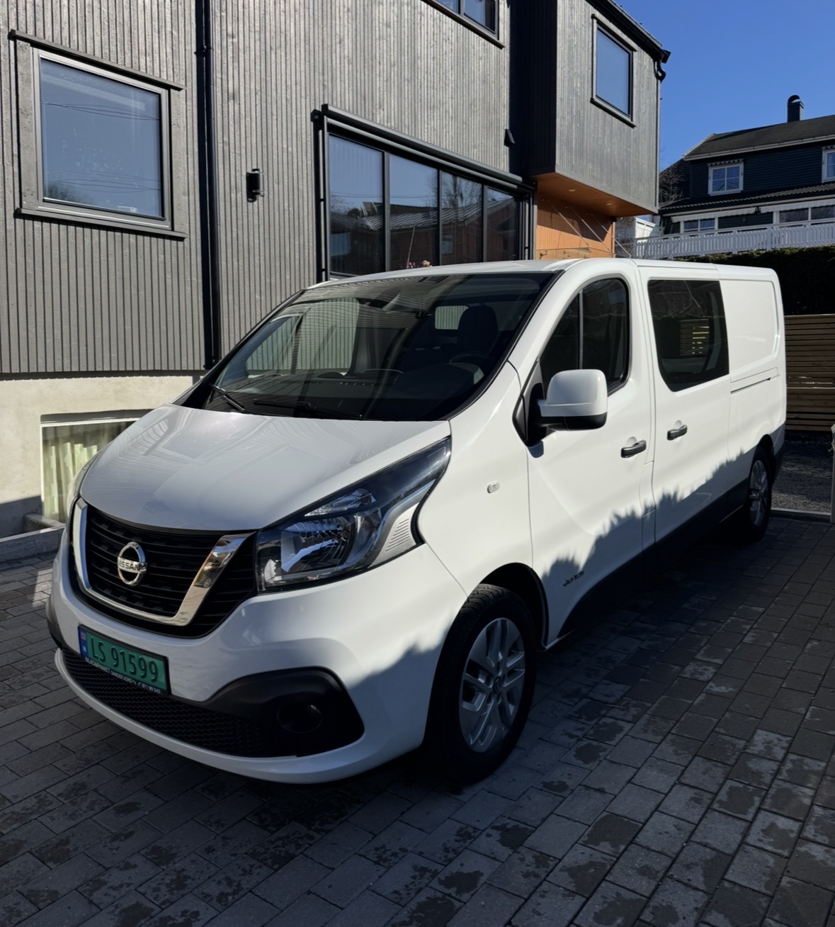 Nissan nv300 - lang type