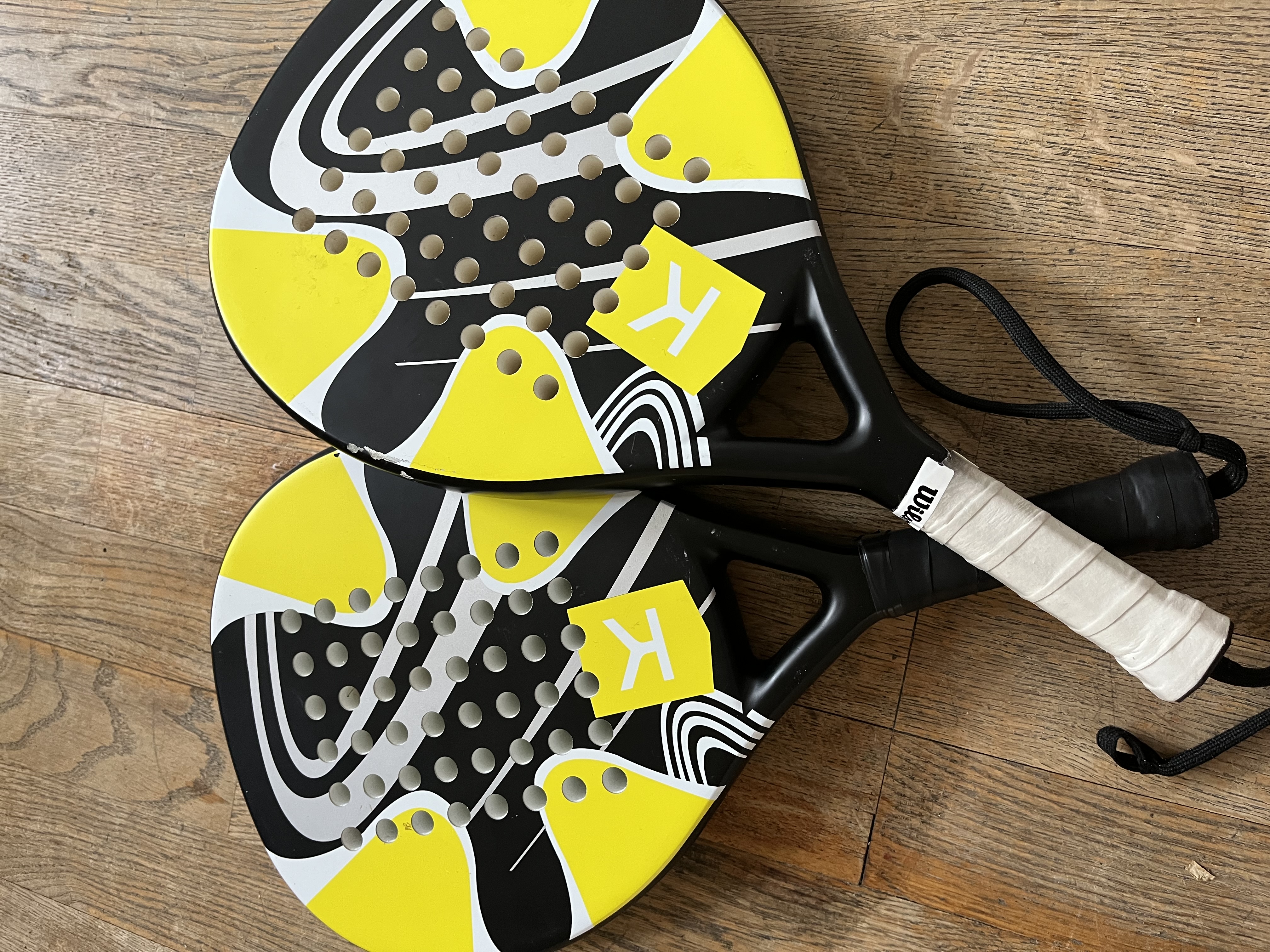 2 kuikma / decathlon padel rackets available to rent.