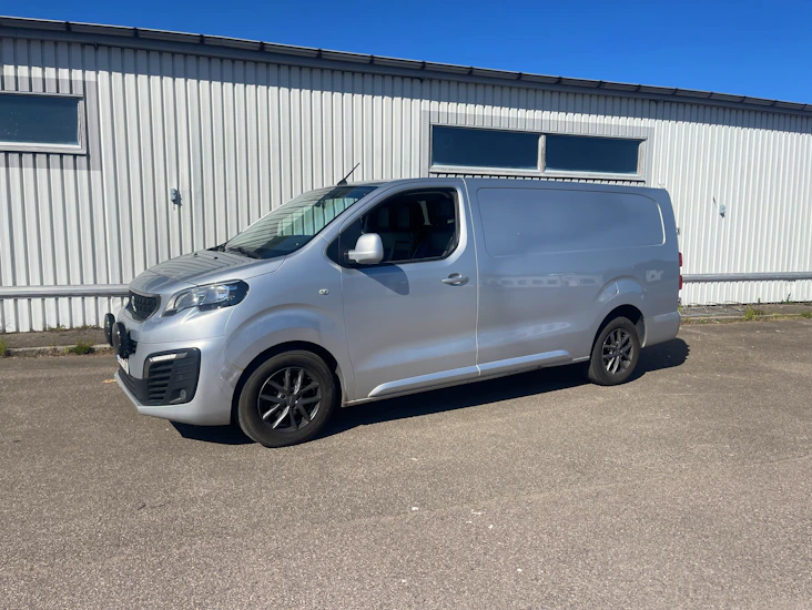 Skåpbil/lättlastbil/b-körkort/ peugeot expert automat
