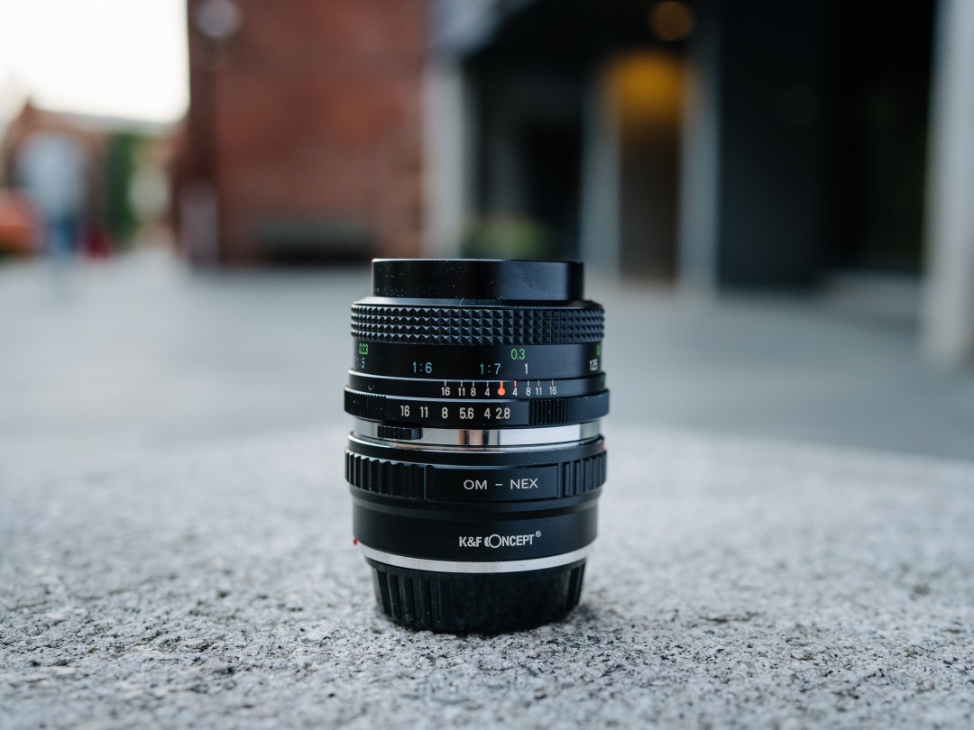 Vivitar 28mm f2.8 & adapter til sony