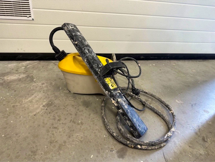 Tapetin irroituskone