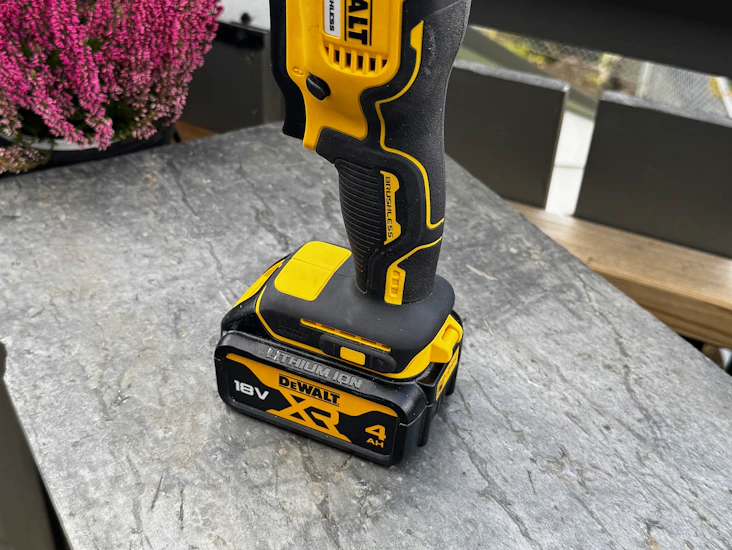Dewalt dcs355n-xj 18v m/batteri