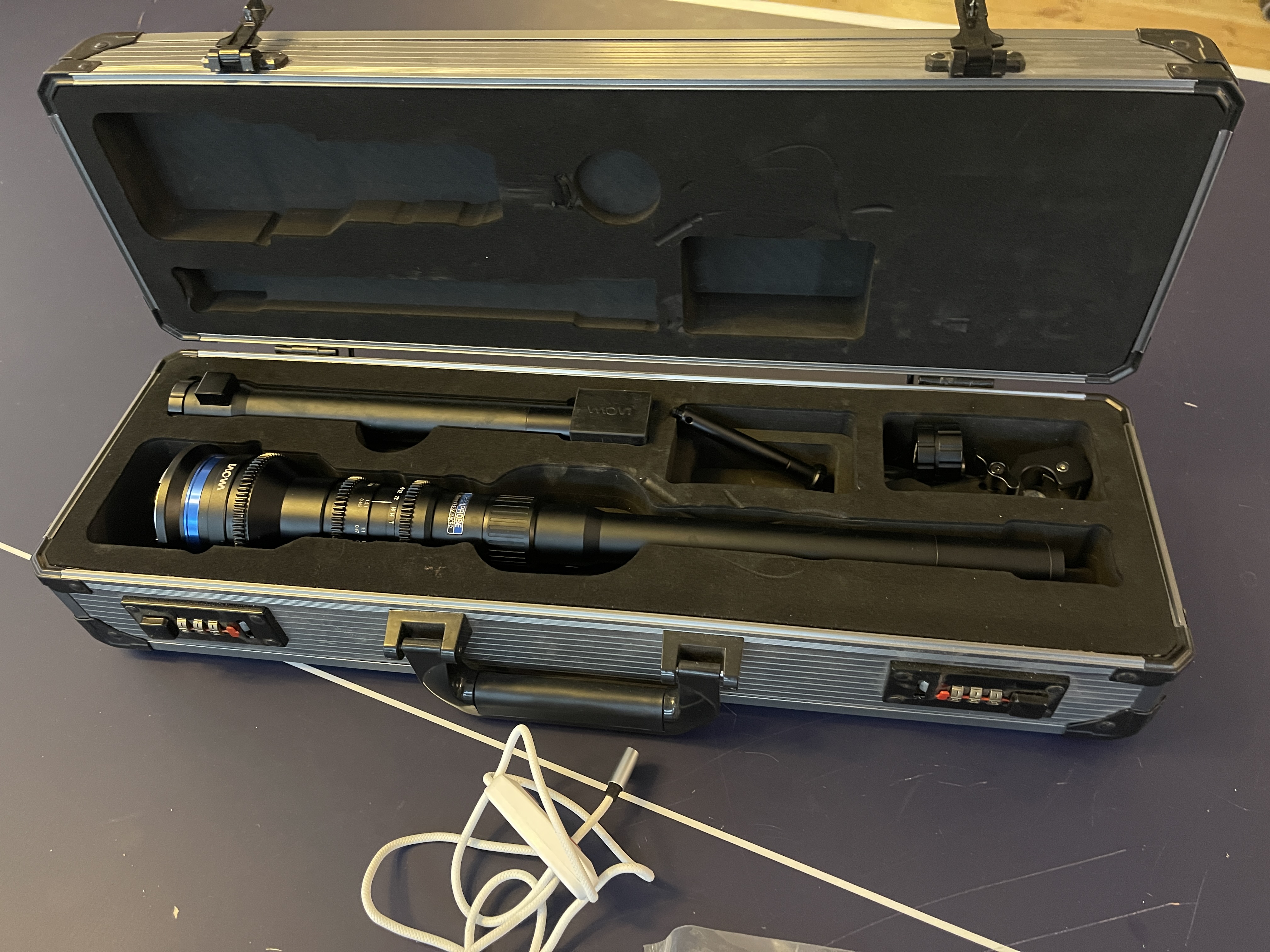 Laowa 24mm f14 macro probe version 2 ef or e