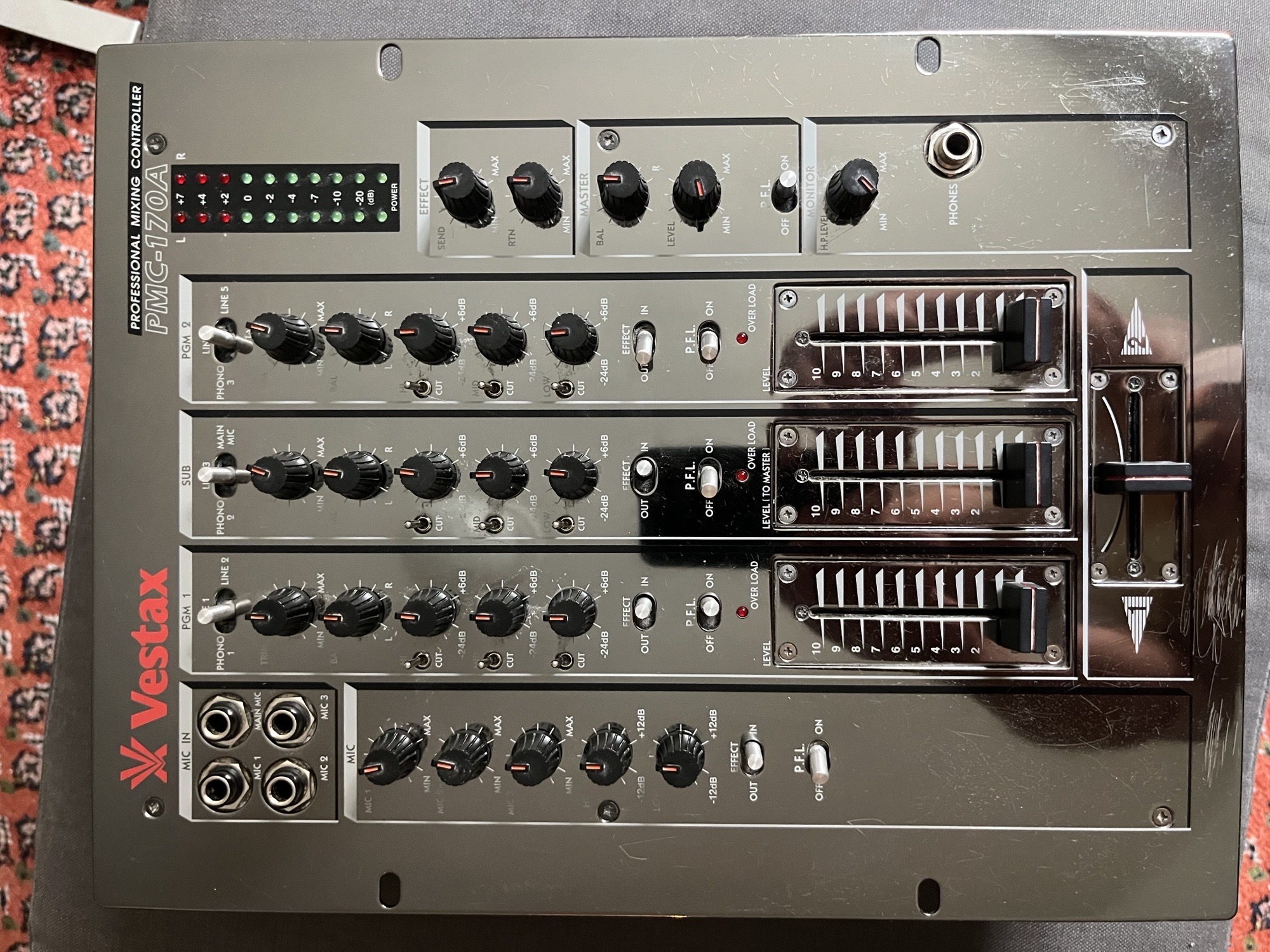 Vestax pmc - 170a dj mixer