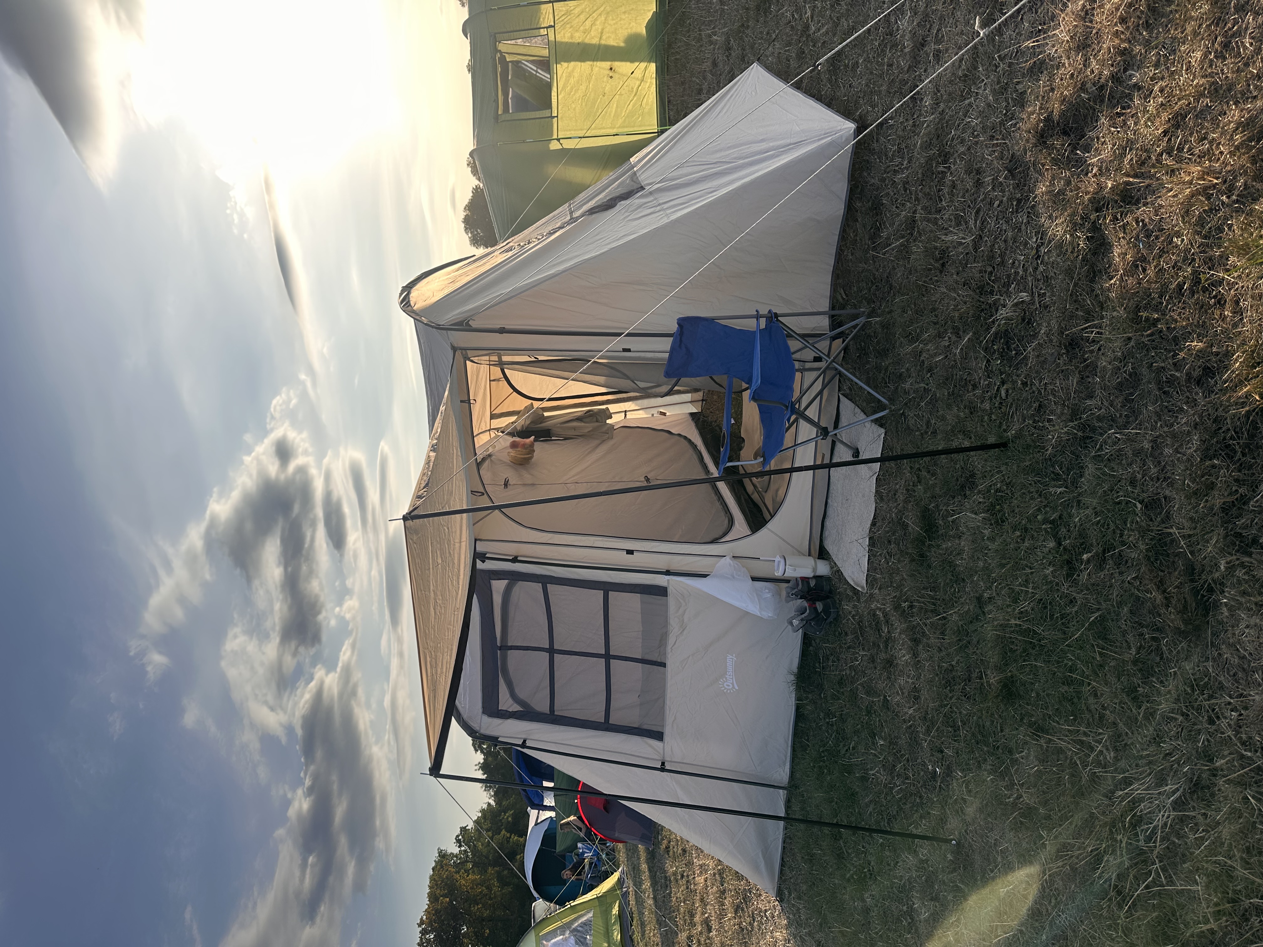 Luxury 4-person glamping tent | beige waterproof family tent