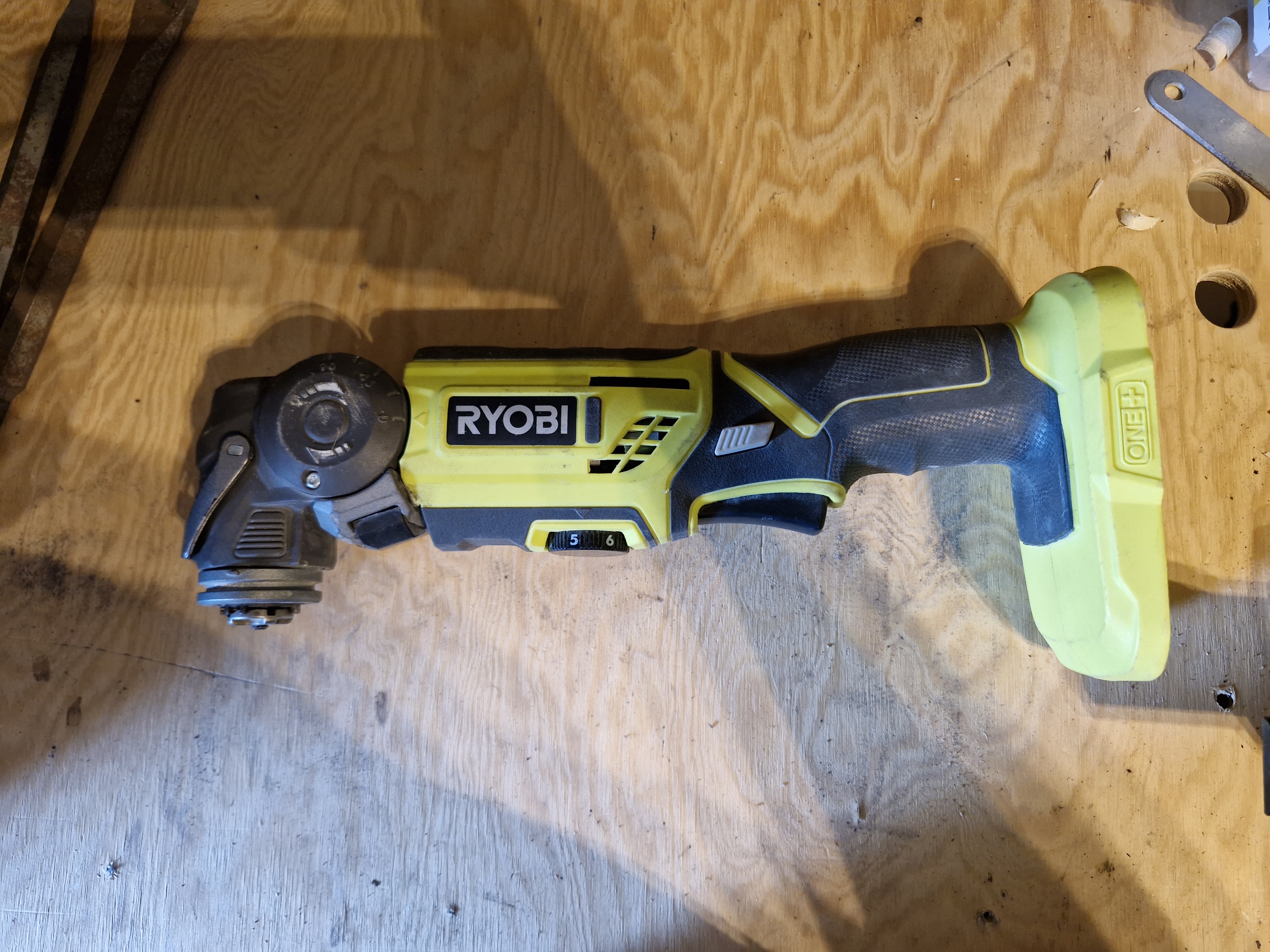 Ryobi multikutter (feinsag)