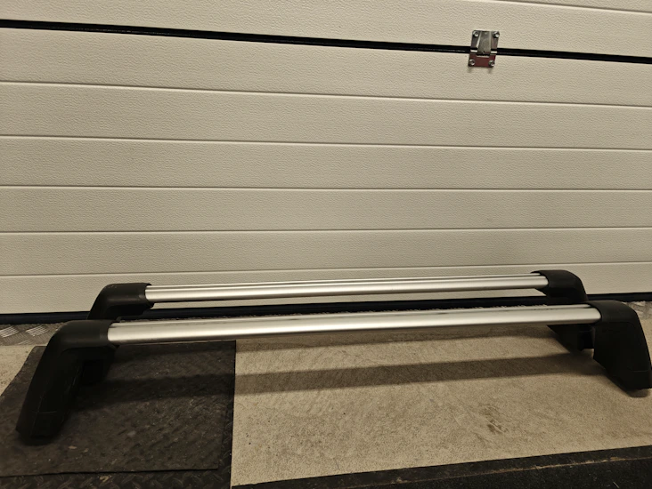 Mercedes-benz b kattotelineet