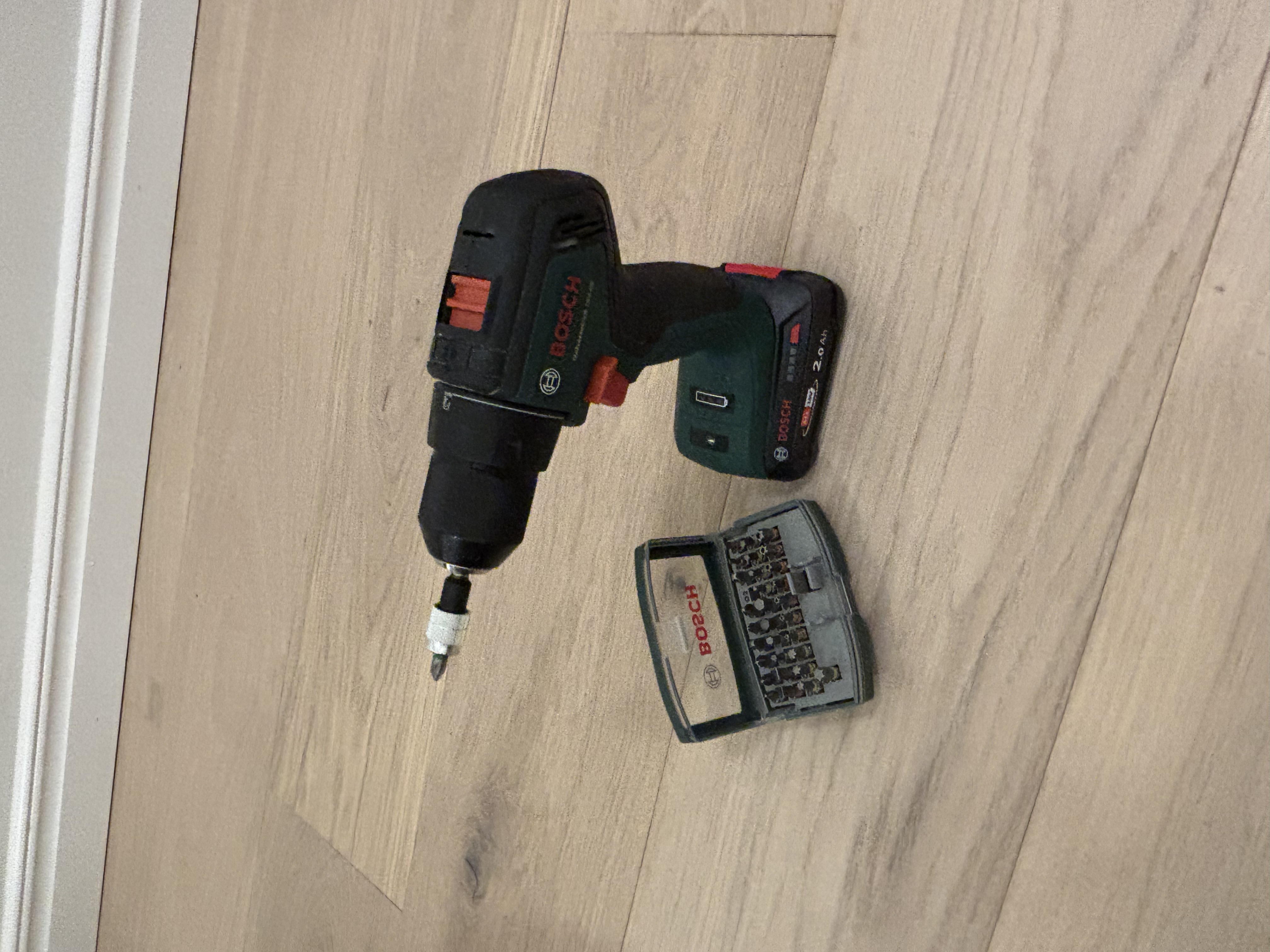 Skruvdragare bosh med bits