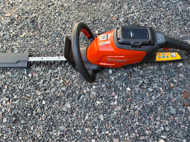 Häcksax batteridriven husqvarna