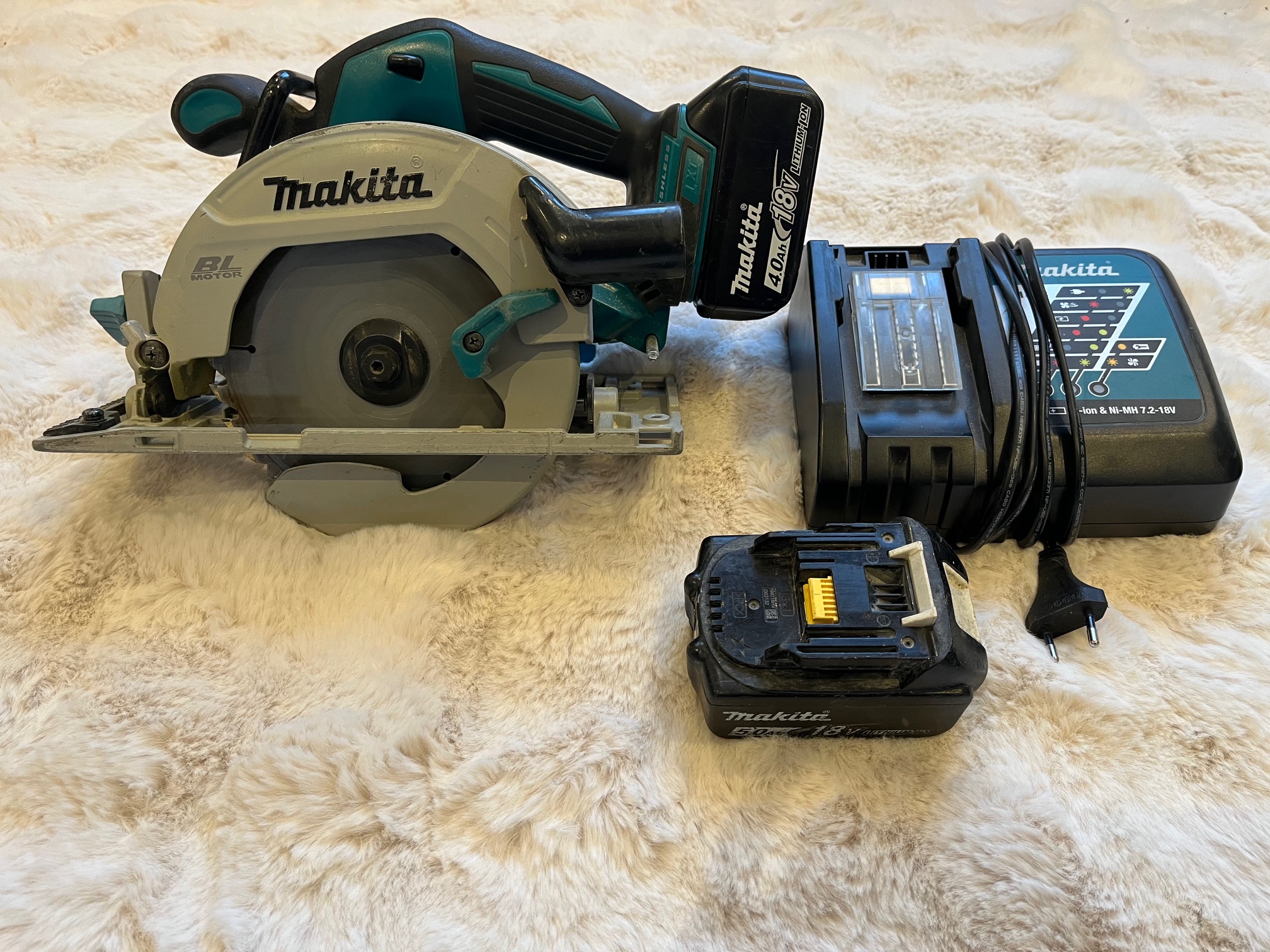 Makita cirkelsåg dhs680 – smidig och kraftfull