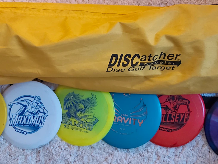 Set av 6 discar för discgolf och bärbar frisbeegolfkorg