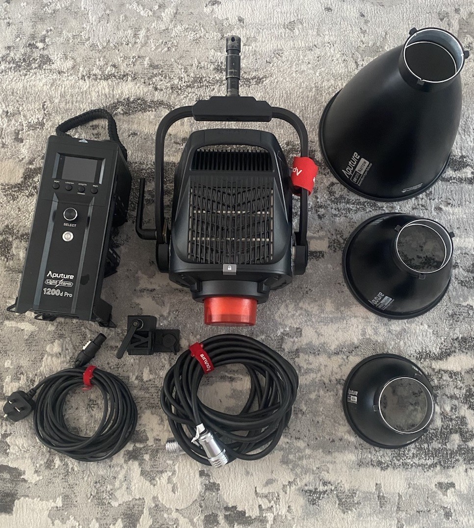 Aputure ls 1200d pro