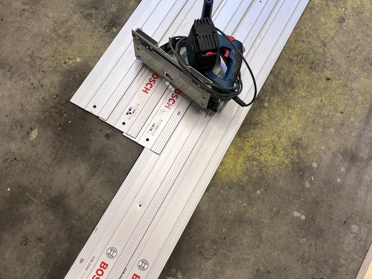 Bosch dykksag med skinner.