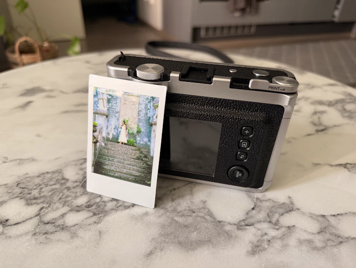 Instax mini evo
