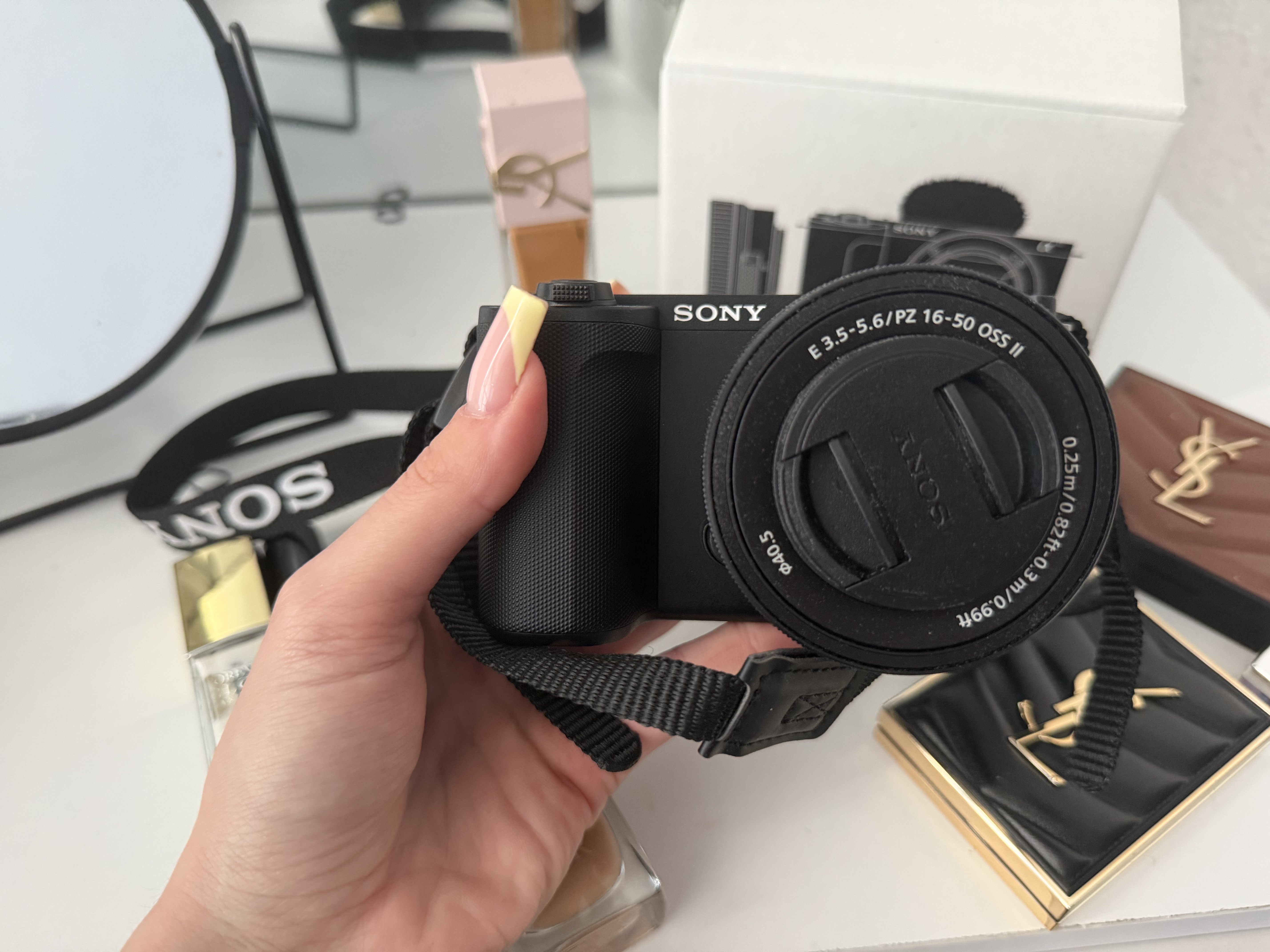 Sony zv-e10 ii mirrorless camera & 16-50mm ii lens