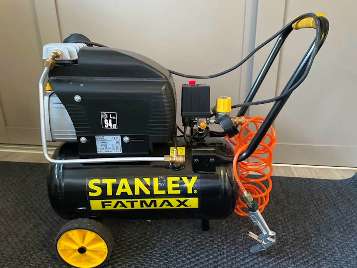 Stanley fatmax kompressor