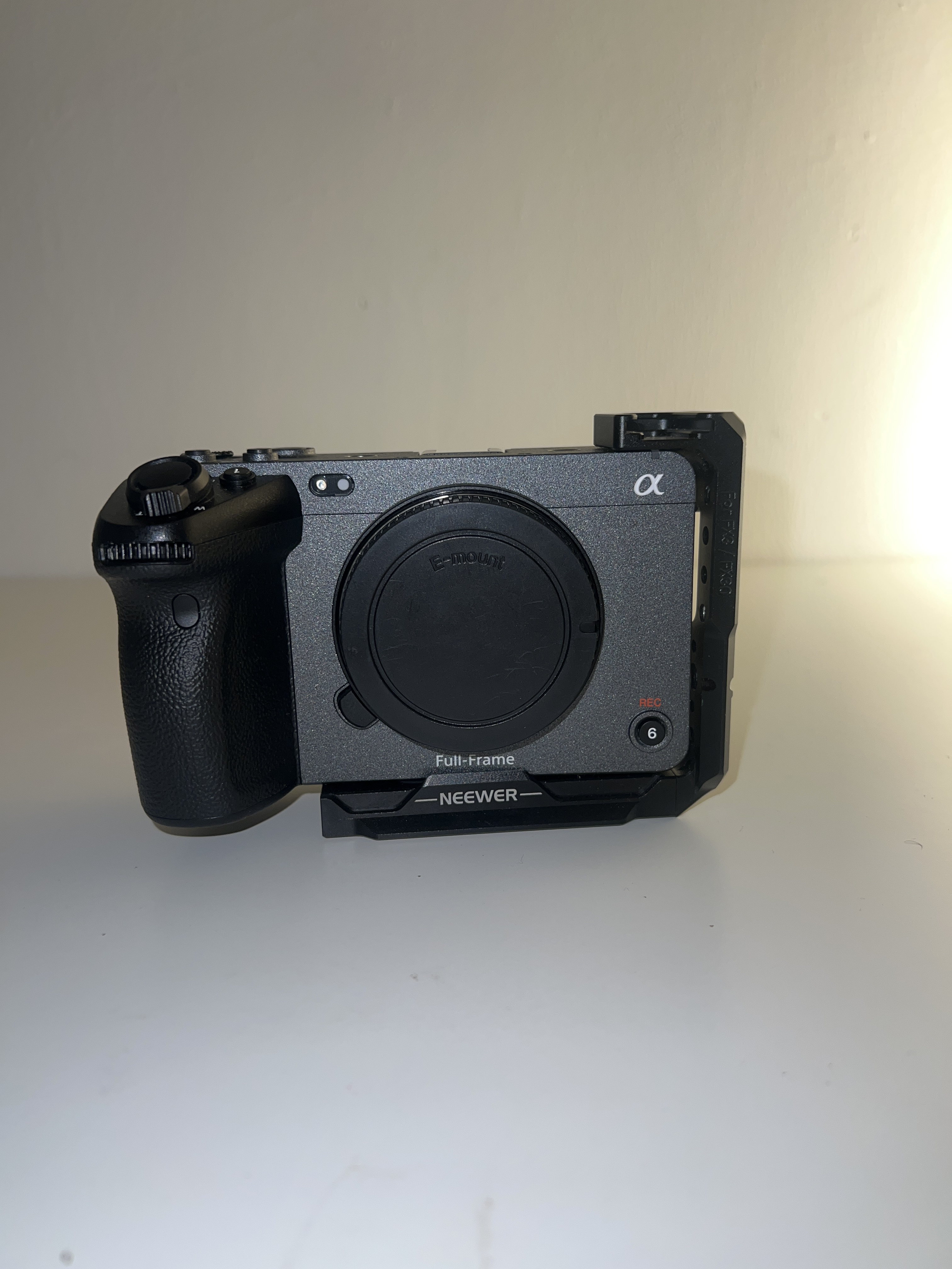 Sony fx3 full-frame cinema line camera with rig and handle 