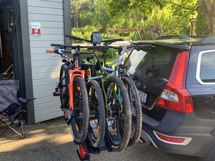 Thule velocompact 3-4 cyklar.