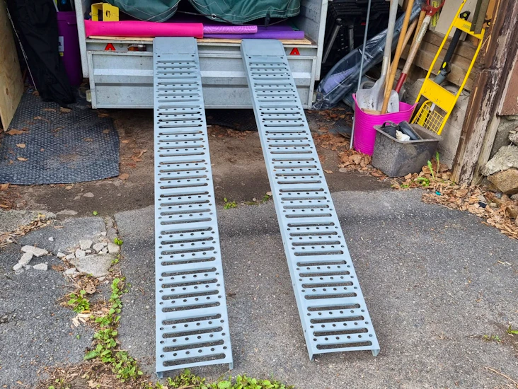 Oppkjøringsrampe / lasterampe