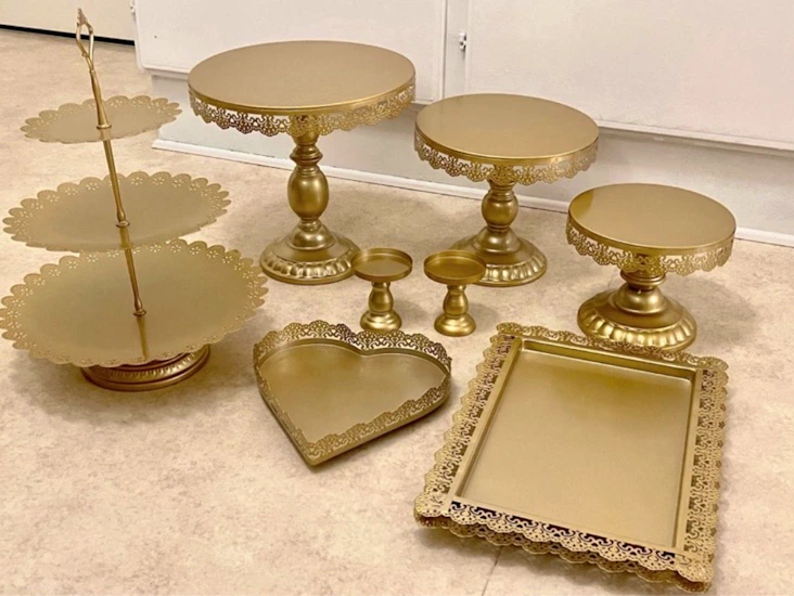 Uppläggningsfat/tårtfat/kakfat - 9 delar