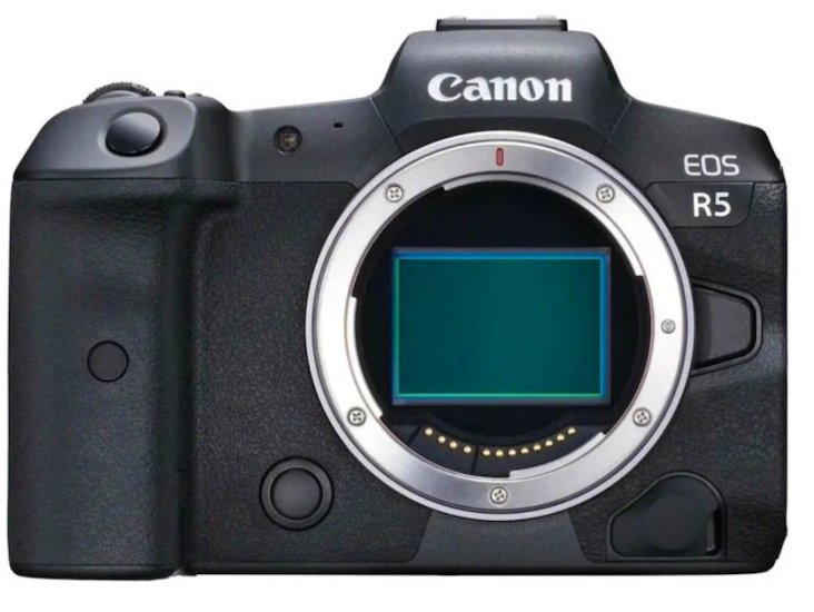 Canon r5 med canon rf 24-70mm f/2,8 l is usm