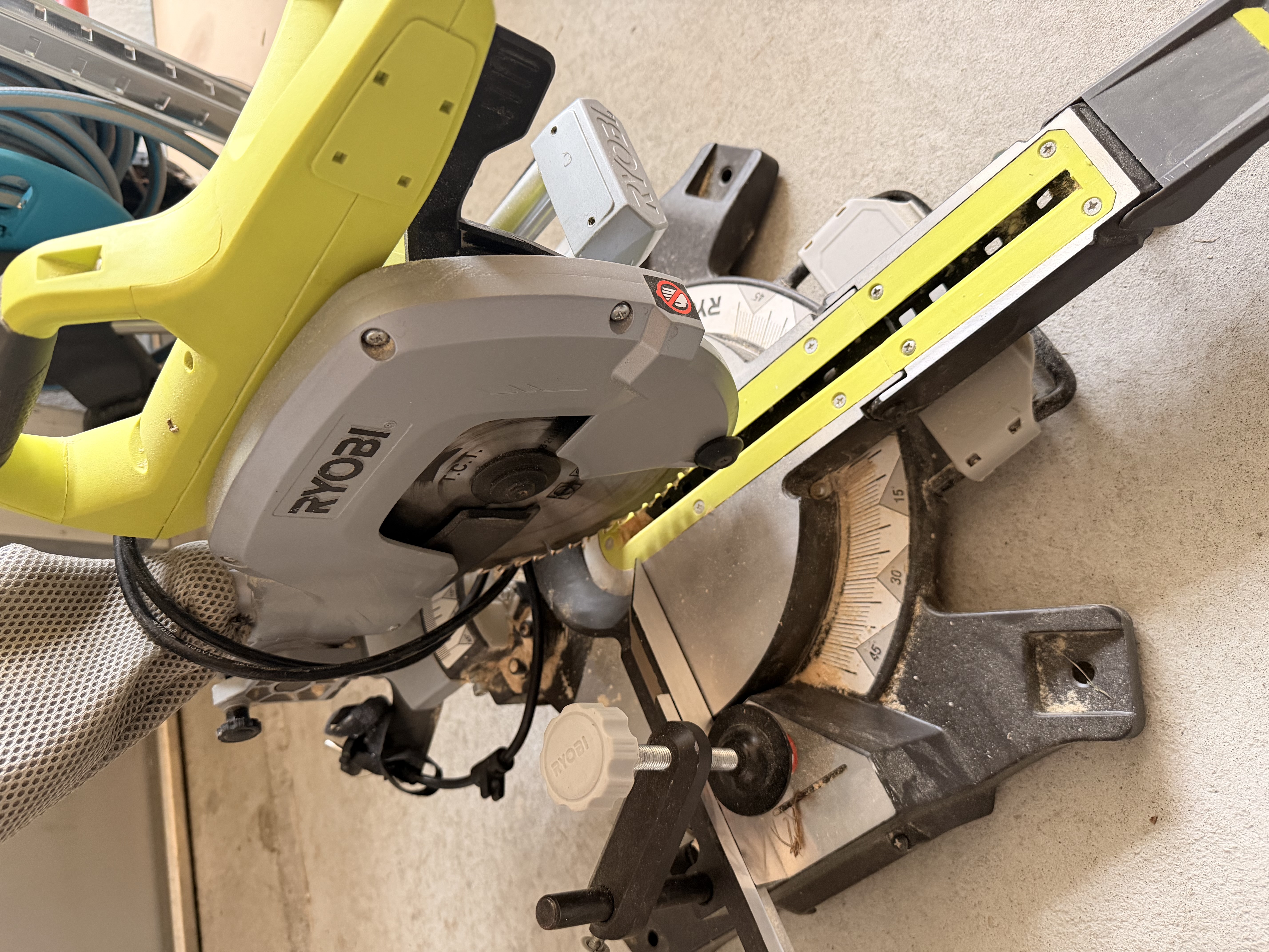 Ryobi kap & gersåg