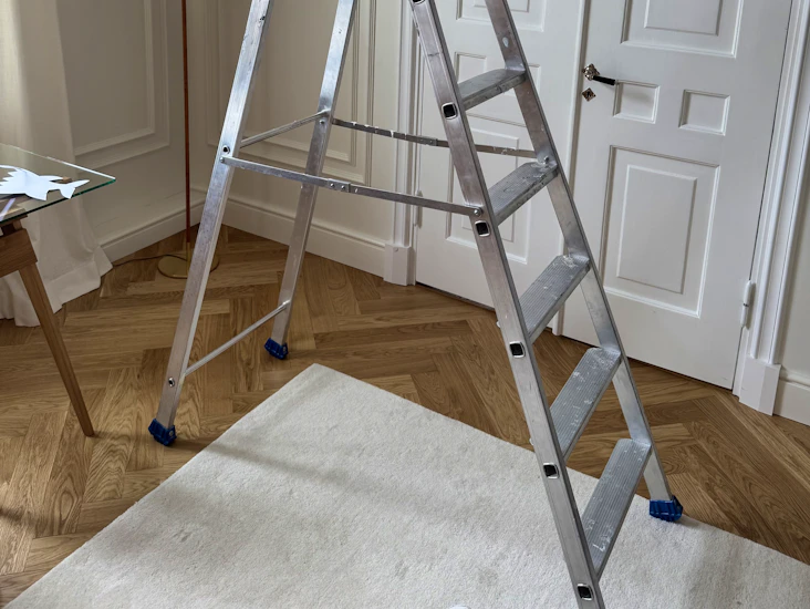 Tukevat 240 cm alumiinitikkaat 🪜✨