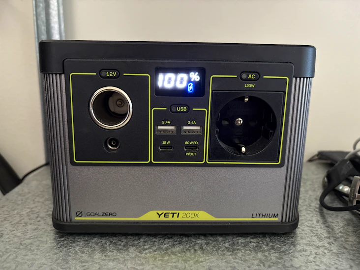 Goal zero yeti 200x portabel power station