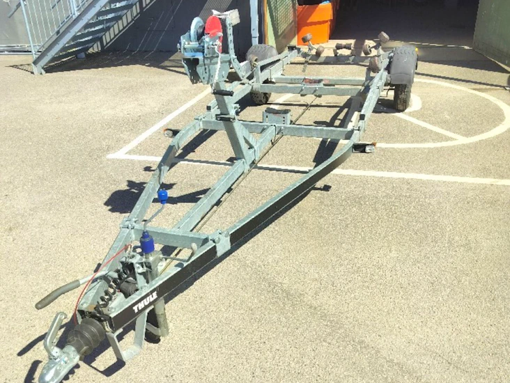 Thule 13020b för uthyrning.