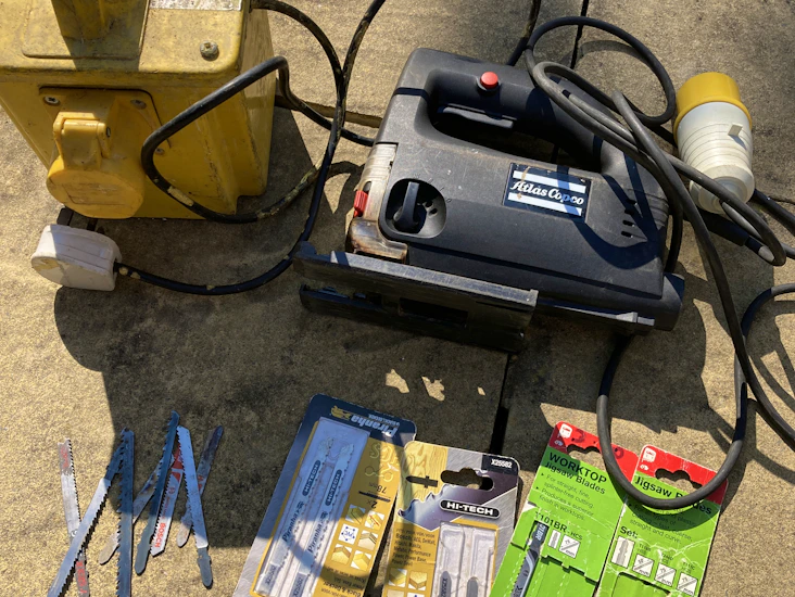 Atlas copco professional jigsaw 110v with transformer