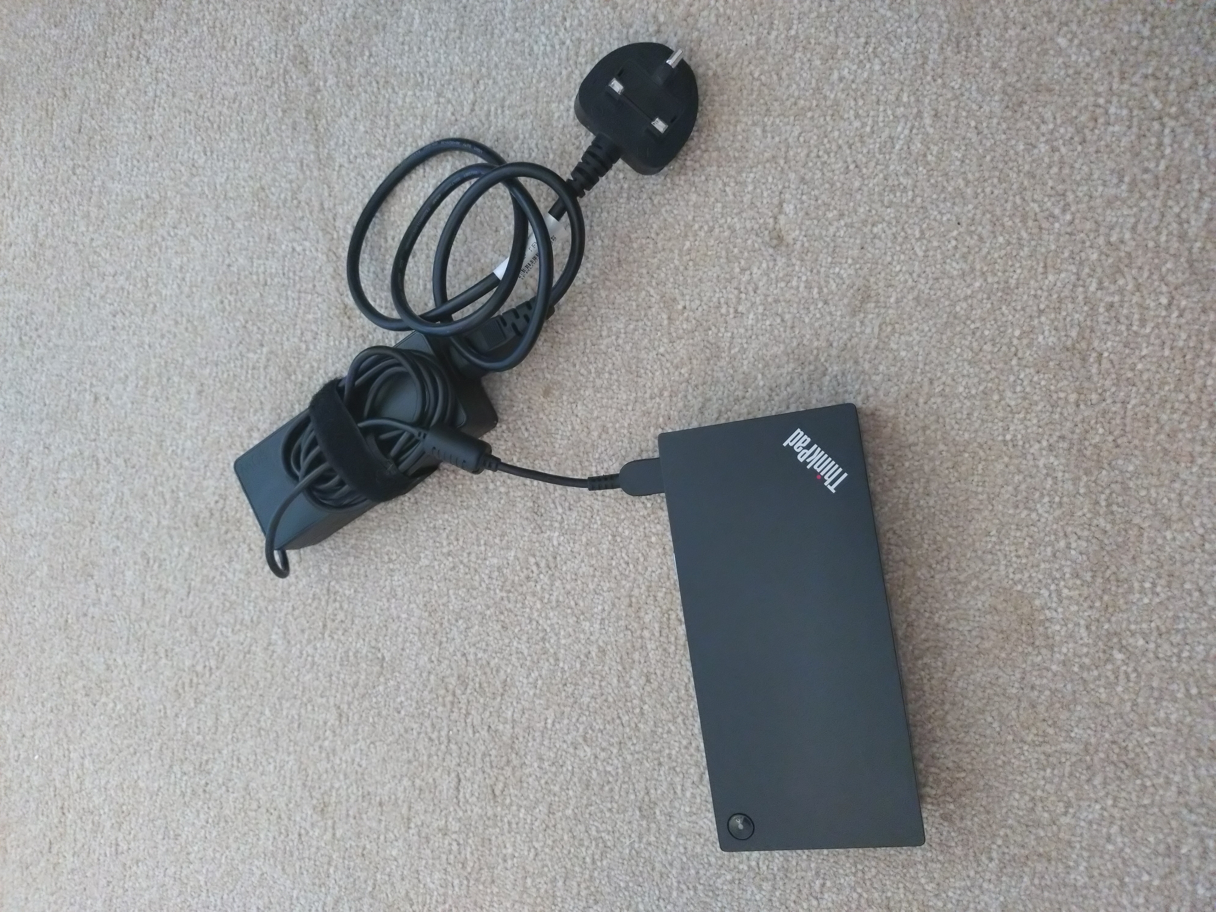 Lenovo thinkpad docking station