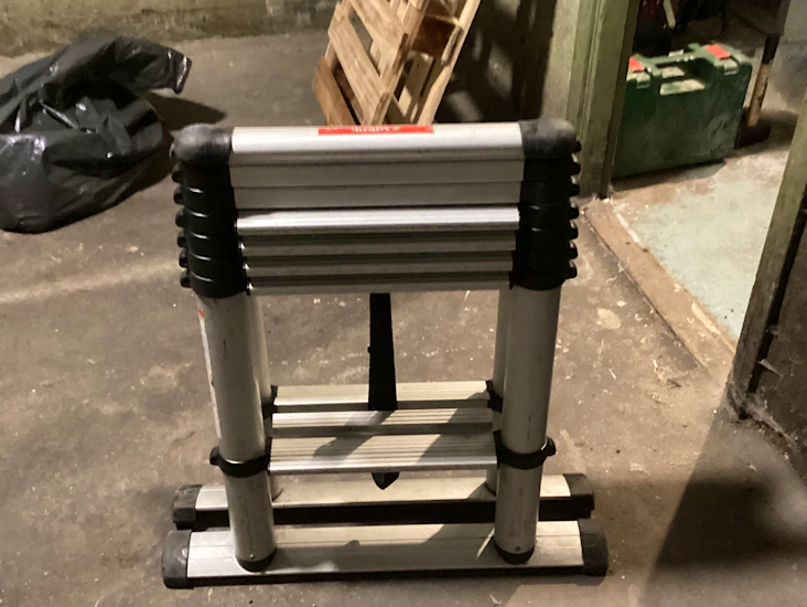 Stege teleskop 2,3 m mycket stadig