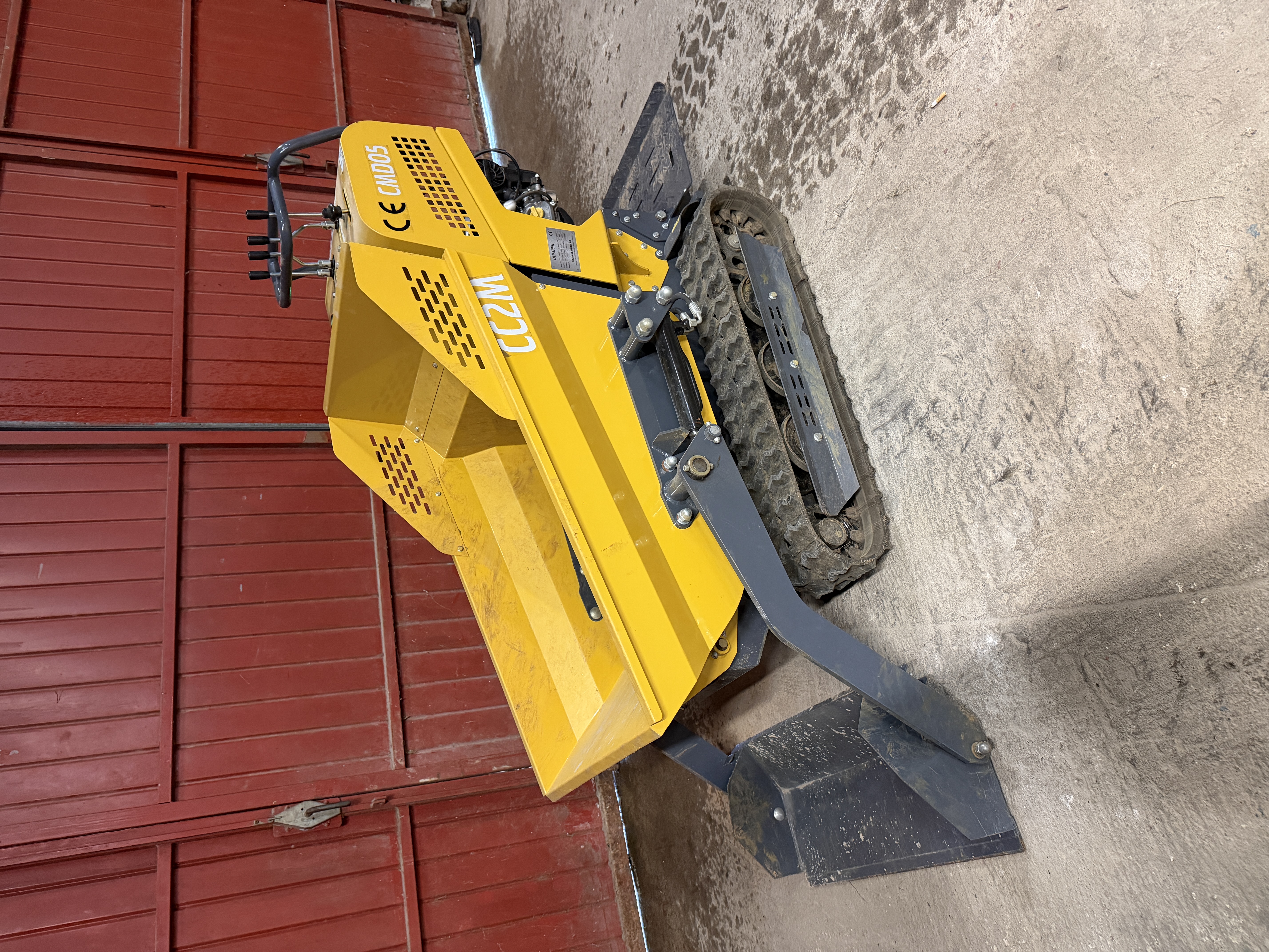 Minidumper med skopa