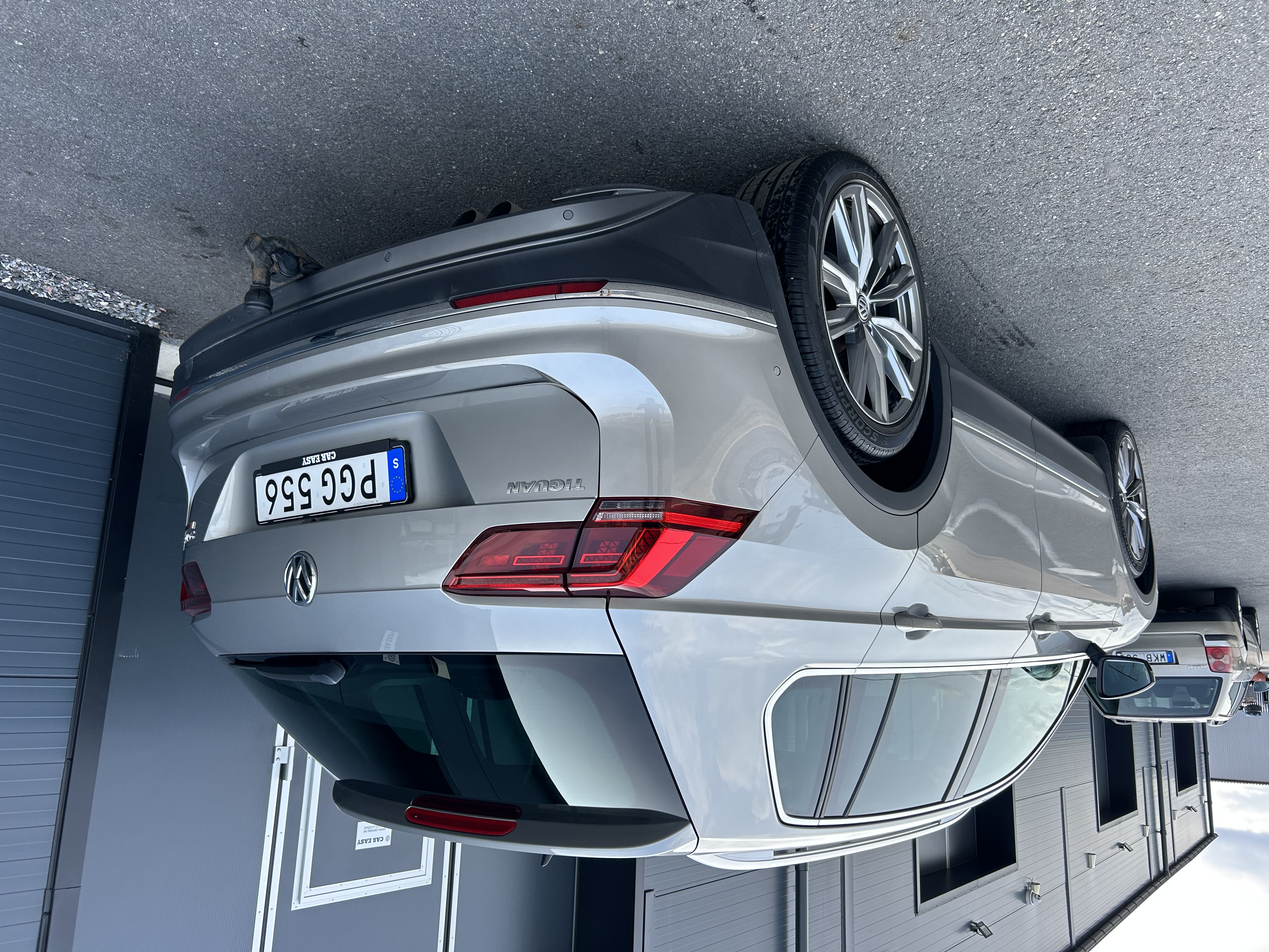 Volkswagen tiguan automat fyrhjulsdriven backkamera