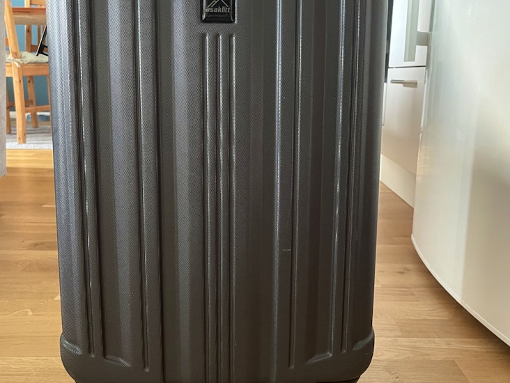 Kabinväska asaklitt