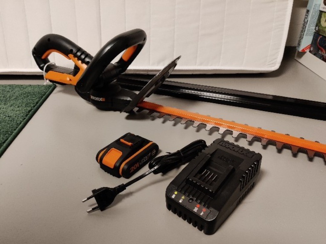 Häcksax worx batteri + laddare - 61cm svärd