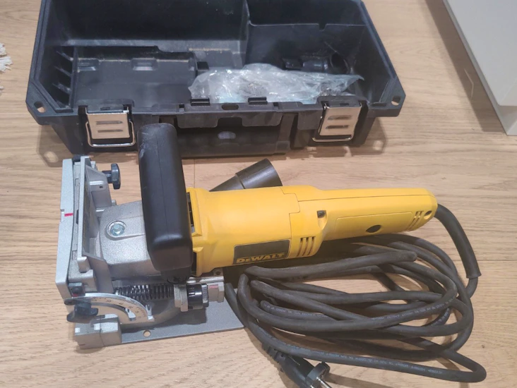 Dewalt lamellijyrsin